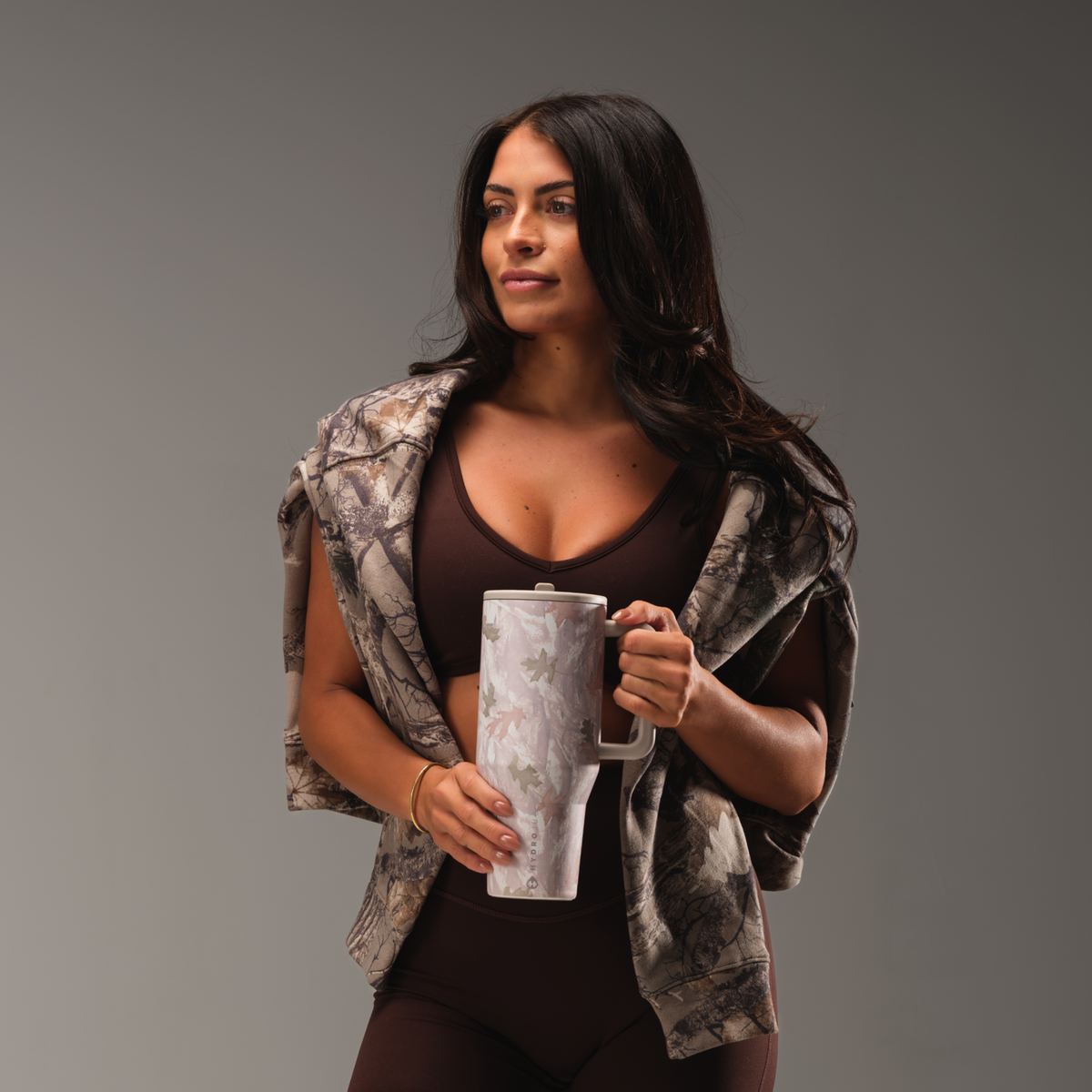camo-32oz-946ml-t9 TRVL32-Camo-5-WPI.png
